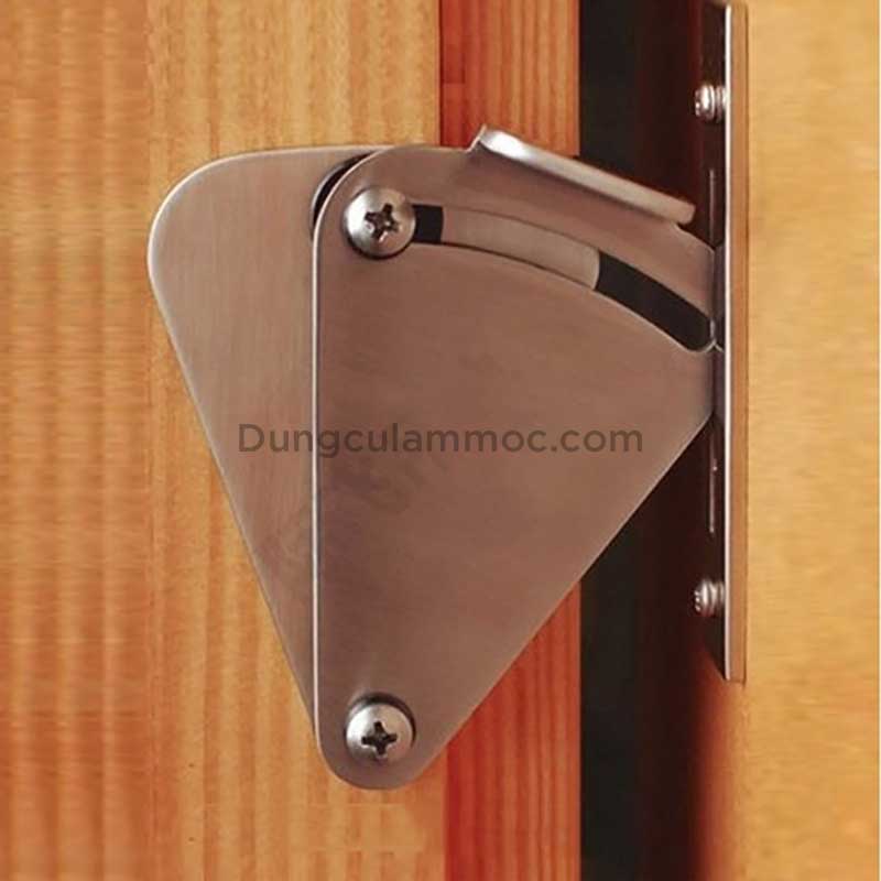 Chot cua truot an toan