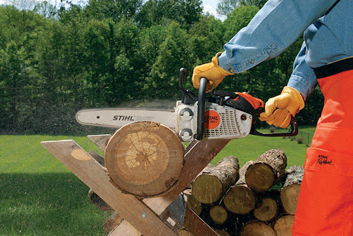 May cua xich cam tay